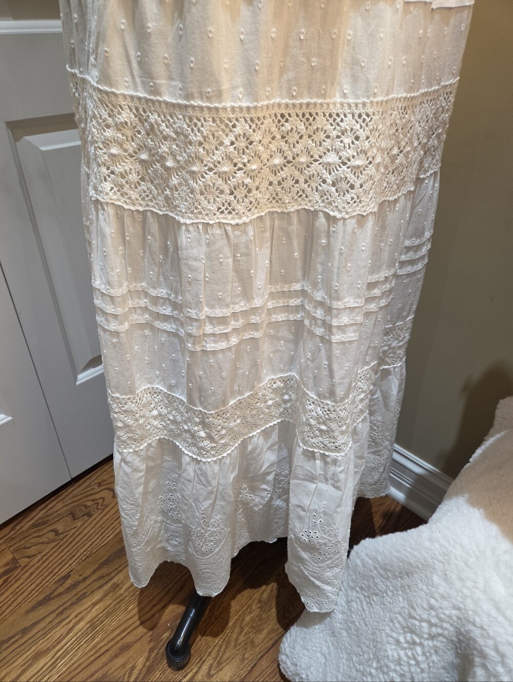 Nwt M & 1X & 2X Jennifer & Grace Women's OffWhite Eyelet Tiered Maxi SkirtB3 - Picture 9 of 17
